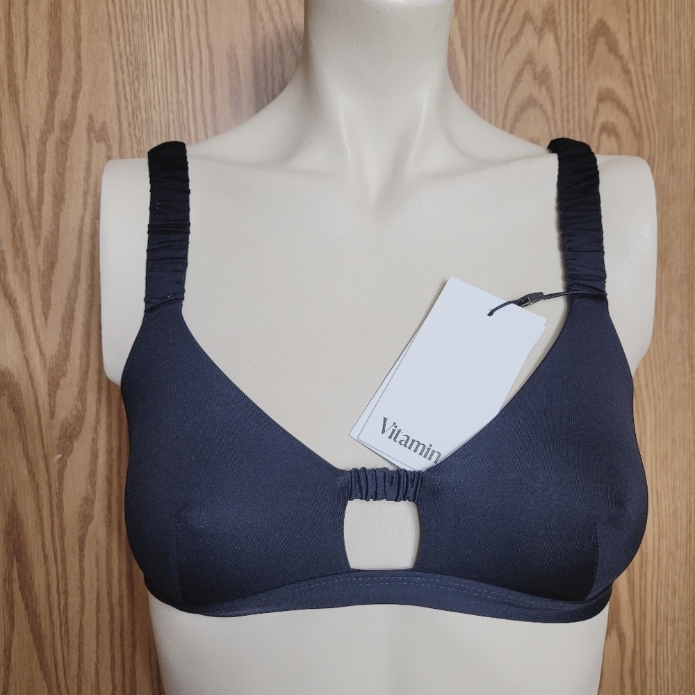 A Womens  Lennon V-Neck Bralette Small